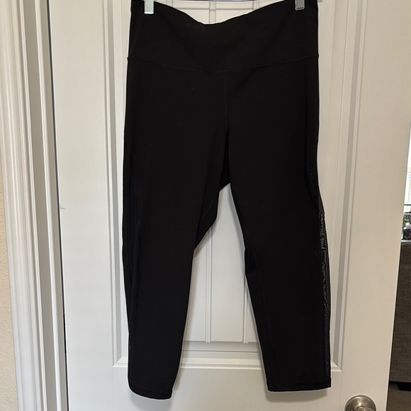 Old Navy Black Leggings - Picture 1 of 5